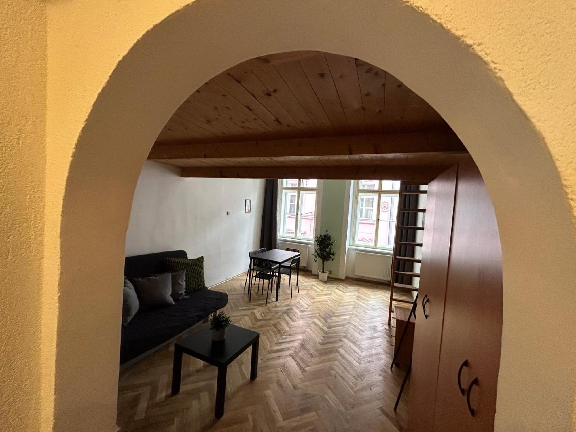 Apartmán Party House - Ve Smeckach 18, Center!! *
