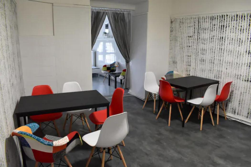 Party House - Ve Smeckach 18, Center!! Apartmán *