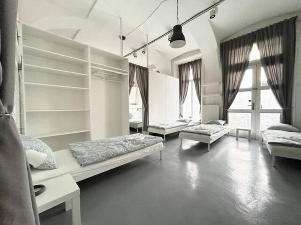 Party House - Ve Smeckach 18, Center!! Apartmán