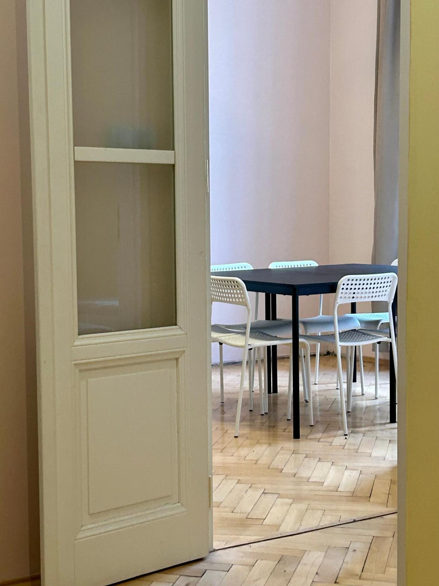 Apartmán Party House - Ve Smeckach 18, Center!! *