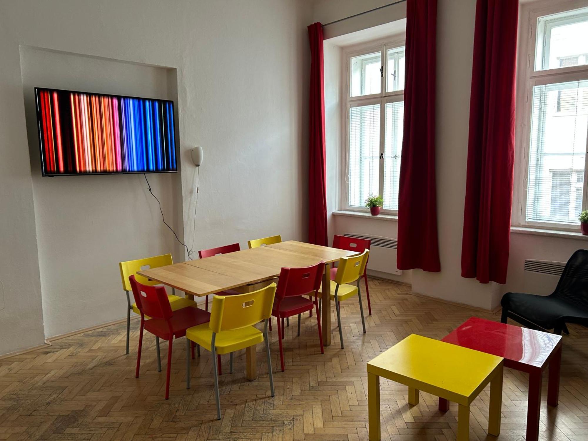 Party House - Ve Smeckach 18, Center!! Apartmán *